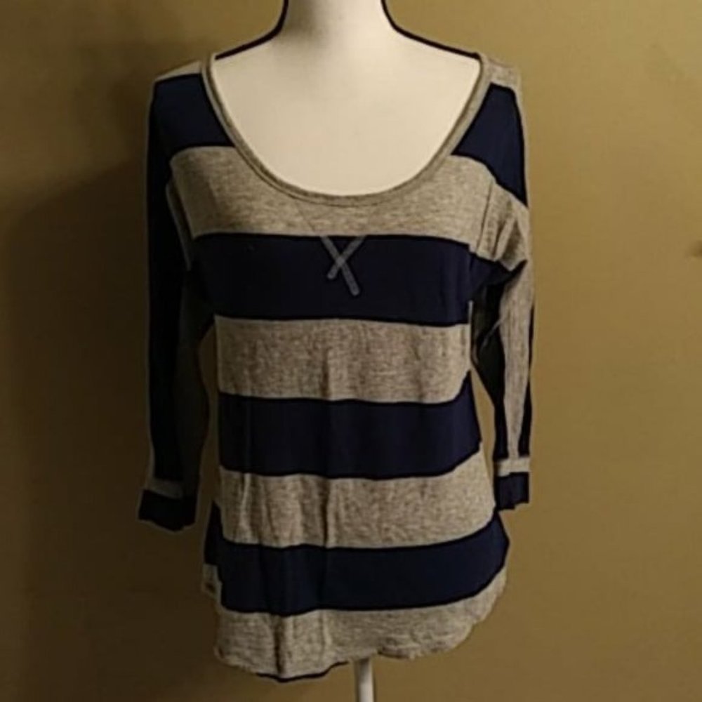 Old Navy Striped Henley Sz M 60% cotton 40% modal